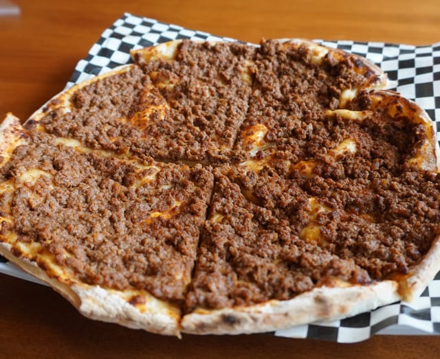 Lahamacune Ajeen.